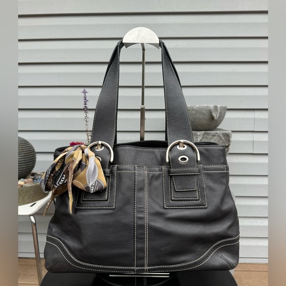 Coach 2008 Soho Shoulder Bag - Picture 1 of 12